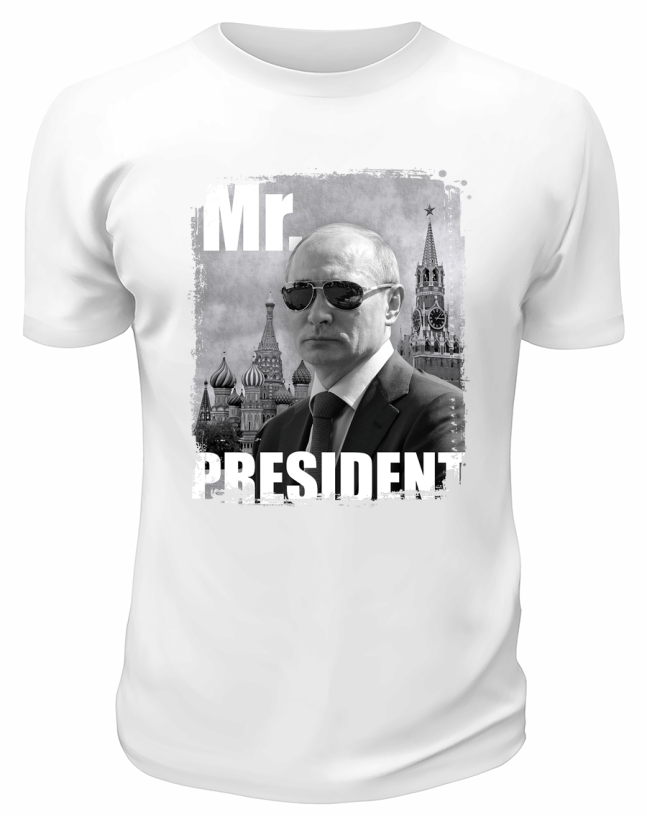 Футболка белая  Путин на фоне Кремля